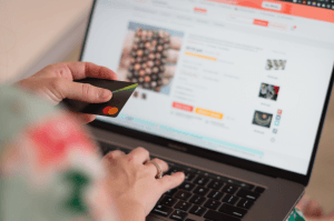 Come ottimizzare la tua strategia di e-commerce di fronte ai bot - swiatcyfrowy.pl