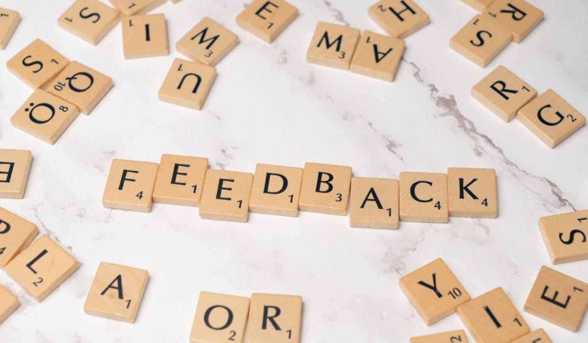 jak wykorzystać feedback klienta e-commerce - swiatcyfrowy.pl