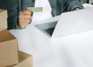 zmiany w zachowaniach konsumentów e-commerce 2026 - swiatcyfrowy.pl